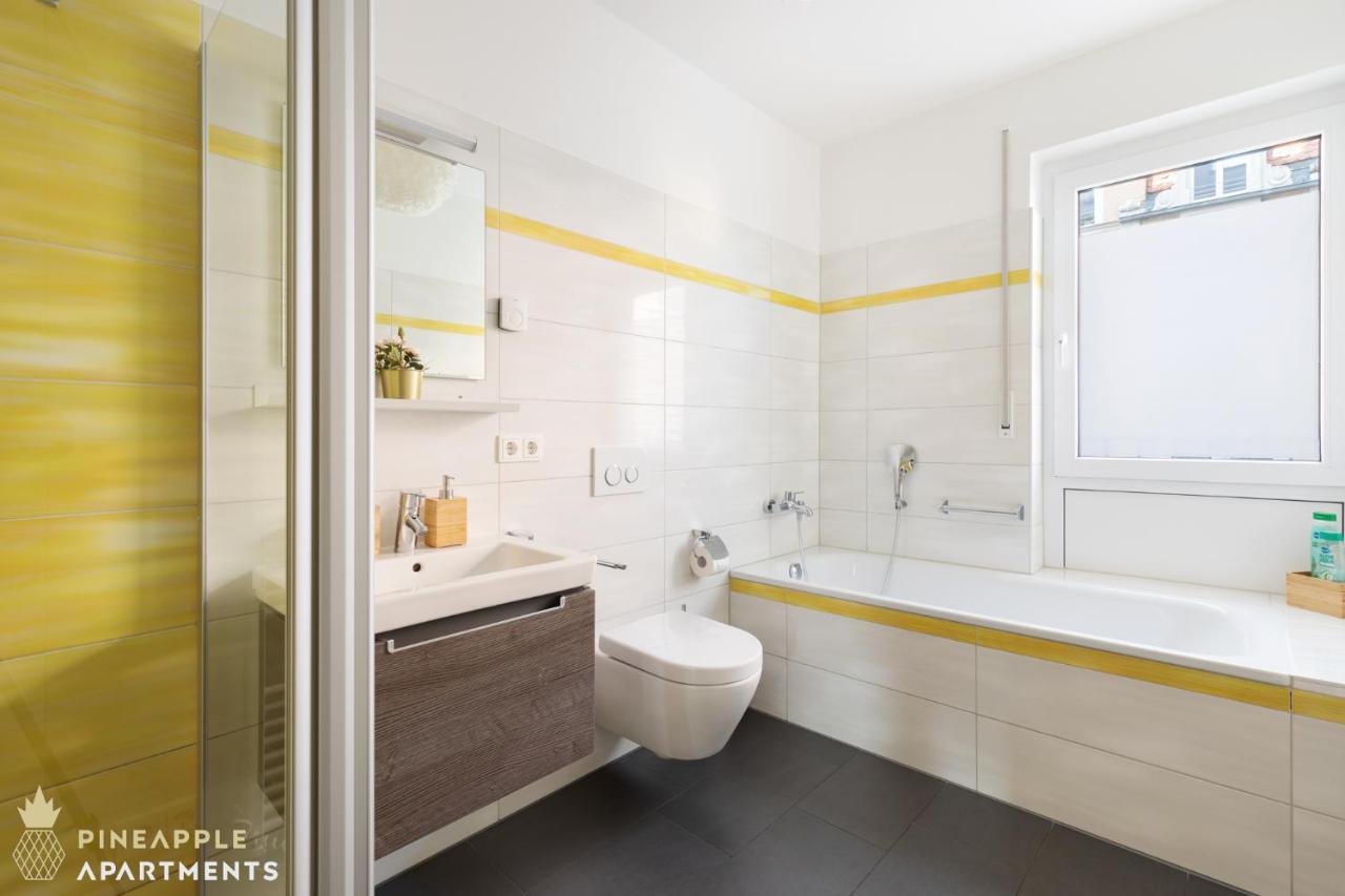 Pineapple Zwinger Ii - 70 Qm - 1x Free Parking Dresden